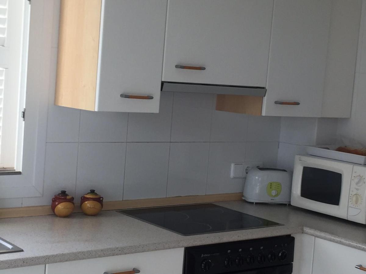 Beautiful With Sea View And Great Pool Apartment *